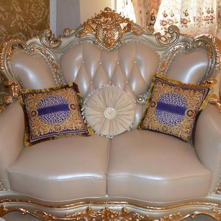 Le Petit Versailles Vernon  Dış mekan fotoğraf
